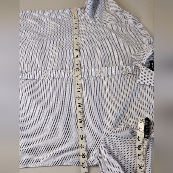 Michael Kors Men's Micro Polkadot Classic Fit Short Sleeve Button Down Shirt - Picture 9 of 13